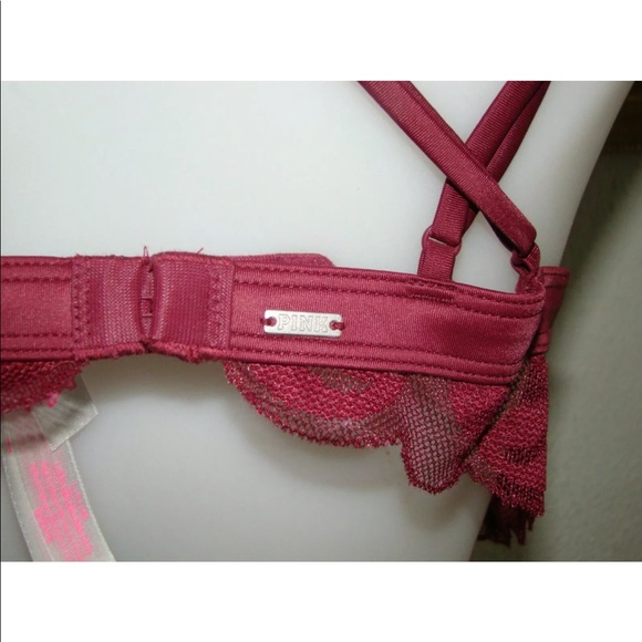 Victoria Secret Bra - Picture 9 of 12